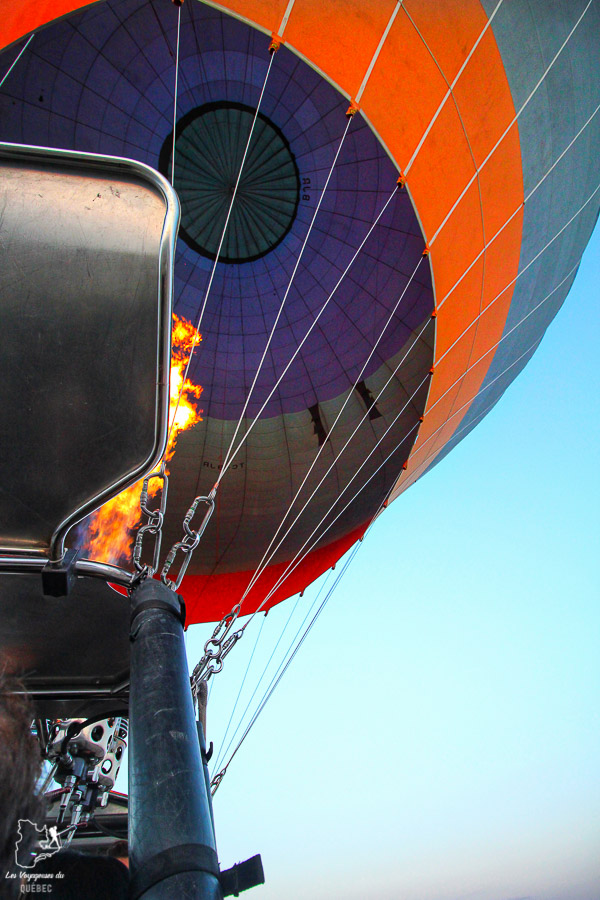 En montgolfière en Cappadoce en Turquie dans mon article Mon itinéraire en Turquie : Que faire, voir et visiter en 7 jours #turquie #voyage #asie #cappadoce #istanbul