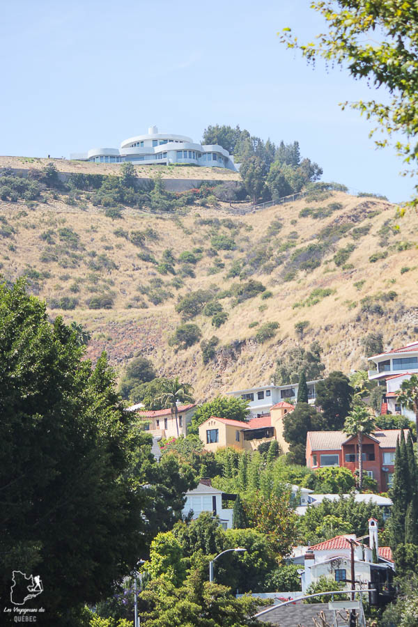 Mulholand drive à Los Angeles dans notre article Visiter Los Angeles aux USA : Que voir et que faire à Los Angeles en 3 jours #losangeles #californie #usa #etatsunis #voyage