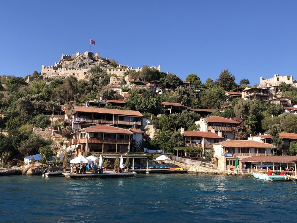 Château Simena à Kekova à voir lors de notre circuit en Turquie entre femmes #turquie #voyage #femme #voyageorganise #europe #asie
